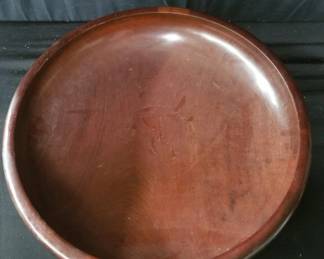 Lot # : 157 - Vintage mahogany salad bowl
