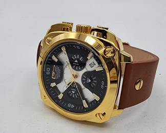 Lot # : 345 - Daniel Steiger 47mm men's wristwatch. 
