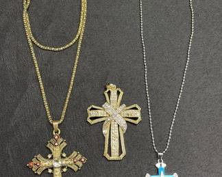 Lot # : 363v - Religious necklace lot
