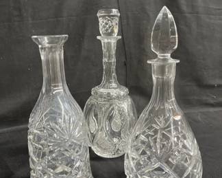 Lot # : 408 - Vintage decanter set
