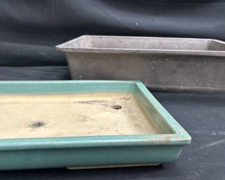Lot # : 457 - Pair of bonsai pots
