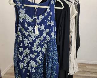 Lot # : 365 - 15pc clothing lot all with tags various sizes
