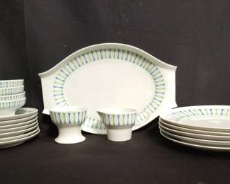 Lot # : 372 - Contempri design by Paul McCobb dinnerware
