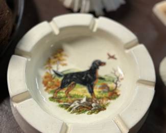 Vintage hunting dog ashtray 