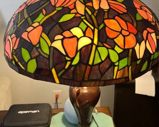 Tiffany style table lamp