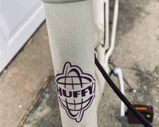 Shimano equipped perfect fit frame 27.5 women’s huffy bike.