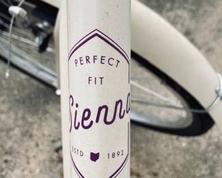 Shimano equipped perfect fit frame 27.5 women’s huffy bike.