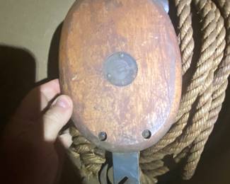 Wooden pulley