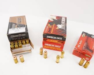 Make: Misc. Ammo
Model: 250 Rounds
Caliber: 45 Auto
5 Boxes of 50 (250 Total) Rounds of MISC. 45 ammo