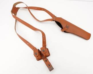 Make: Triple K
Model: Handmade Leather Holster
Caliber: MM
Serial # 455
Condition: Excellent
Beautiful leather revolver holster manufactured by Triple K. Excellent condition. 