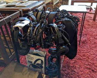 Head phones / ear phones vintage and current