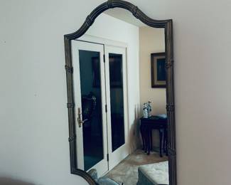 Gilt Vintage Mirror. 
