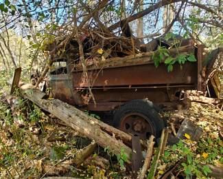 1935 Dodge Brothers dump