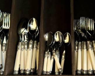 Bugatti Flatware