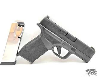 2602  Springfield Armory Hellcat 9mm SemiAuto Pistol 