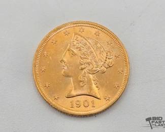 556  1901 $5 Dollar Liberty Gold Coin, 8.36g 