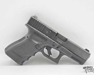 1316  Glock 19 9mm SemiAuto Pistol 