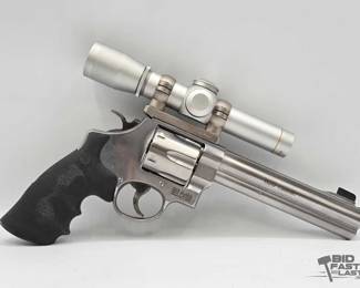 1510  Smith  Wesson 6296 .44 Mag Revolver 