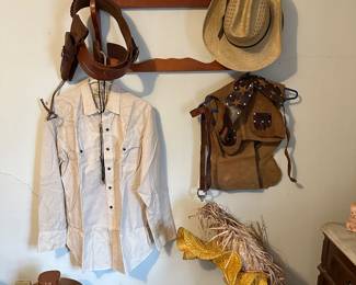 vintage Westernwear, leather goods, holster, hats