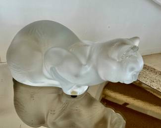 Lalique Cat 
Chipped ear 