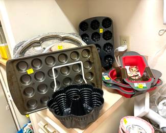 Baking pans