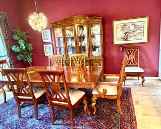 Fabulous dining set/8 chairs