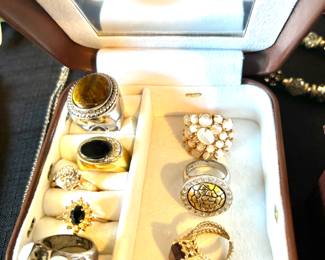 Fashion rings