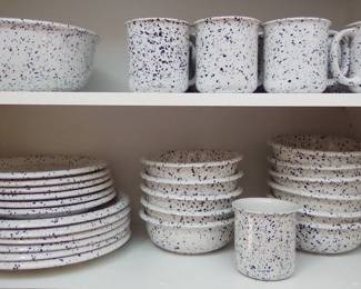 Crown Corning dish set. Great condition