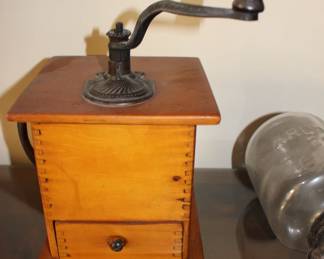 Wooden coffee mill
