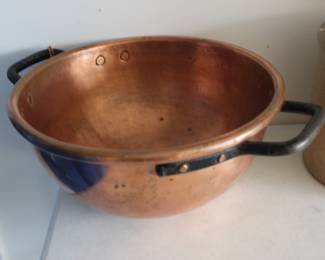 Copper large bowl with handles
