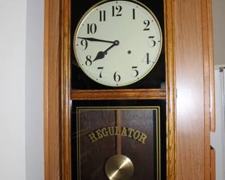 Regulator wall clock