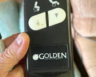 #212	Golden Lift Recliner /Lift Chair - (fabric on Legs needs restapling)	 $120.00 
