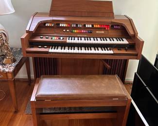 #5	Kimbell organ, Swinger 1000 you move	 $35.00 
