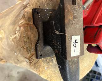 #186	Small Anvil - 9"x4"	 $40.00 
