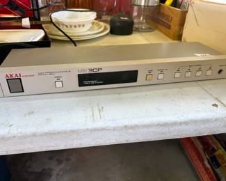 #249	Akai me30P  - Midi Programmable Patch Bay	 $40.00 
