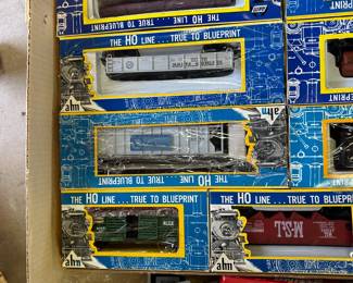 #213	Mixed Set of HO Scale Train Cars in Boxes  - AHM - w/accessories	 $120.00 
