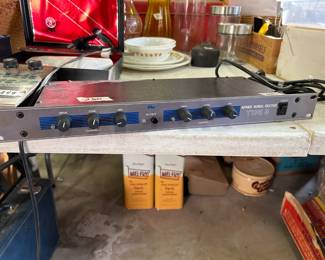 #250	Aphex Aural Exciter Type B	 $40.00 
