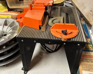 #191	Craftsman Router w/table 	 $45.00 
