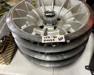#192	Chevrolet Monza Hubcaps Set of 4 1975 - 1980 	 $60.00 
