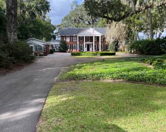 Mandarin Road Riverfront Estate Sale 