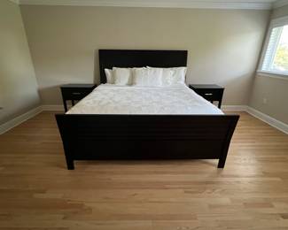 King Bed and 2 Nite Stands