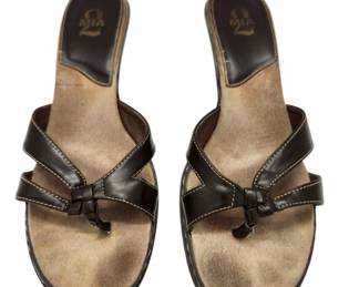 Size 10 Mia2 Brown Heel in CHAD Style 