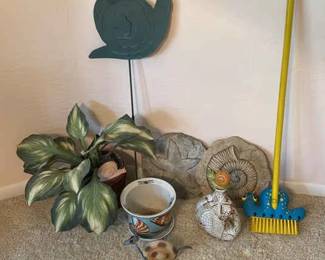 Garden Decor Lot