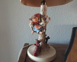Hummel Lamp