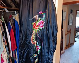 Beautiful embroidered silk bathrobe women's robe