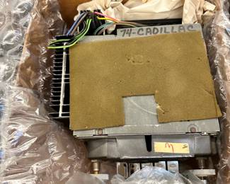 1974 Cadillac Radio