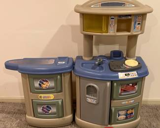 Little Tikes Cook ‘n Clean Kitchen