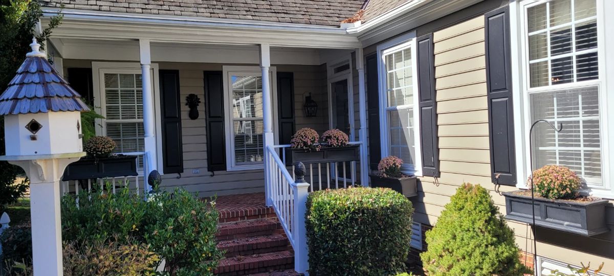 Lovely Ford's Colony home