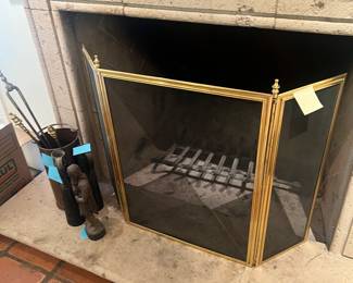 Fireplace screen