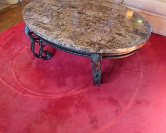 Round red rug